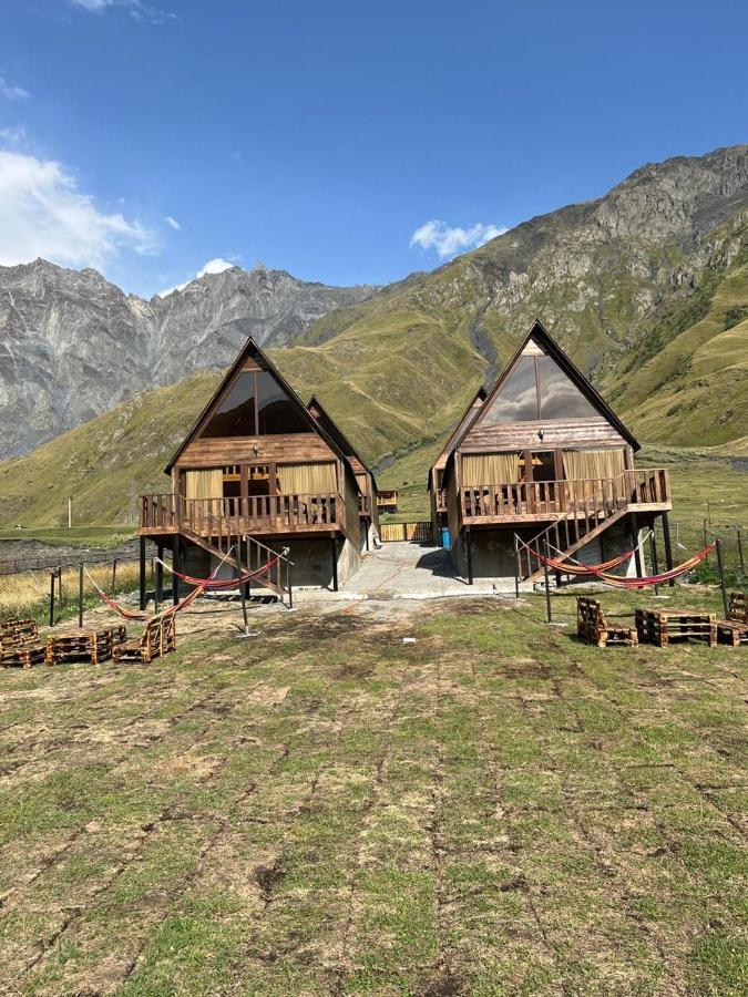 Kazbegi 4 Side Cottages 外观 照片